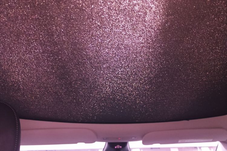 特斯拉 Model Y 2022款 改款 后轮驱动版中控内饰22