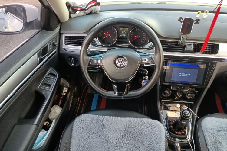 大众 宝来 2018款 1.5L 手动舒适型中控内饰13