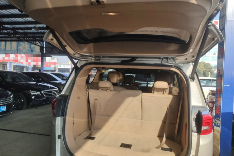 别克GL8 2017款 ES 28T 豪华型 国V机舱底盘23