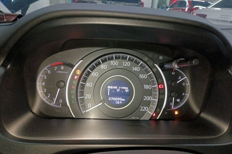 本田CR-V 2016款 2.0L 两驱经典版中控内饰14