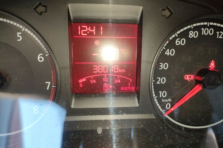 大众 桑塔纳 2021款 1.5L 手动风尚版中控内饰15