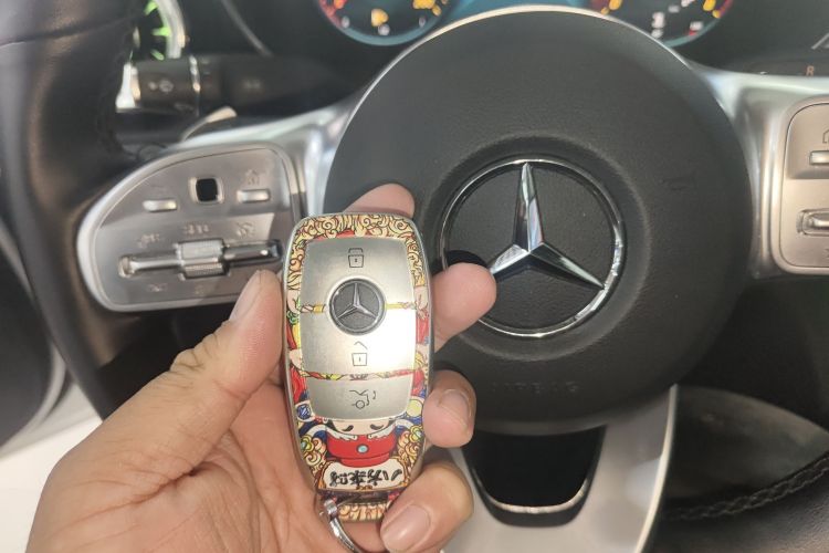 奔驰C级 2021款 C 200 L 时尚型运动版中控内饰11