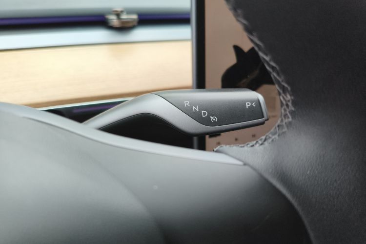 特斯拉 Model 3 2022款 后轮驱动版中控内饰18