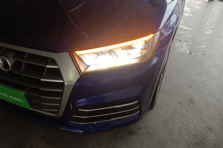 奥迪Q5L 2018款 45 TFSI 尊享运动型 国V局部细节36