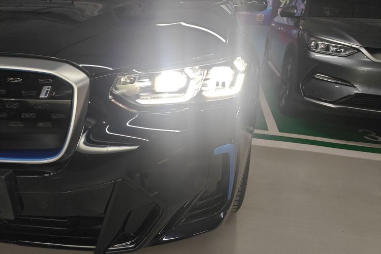 宝马iX3 2022款 领先型局部细节36