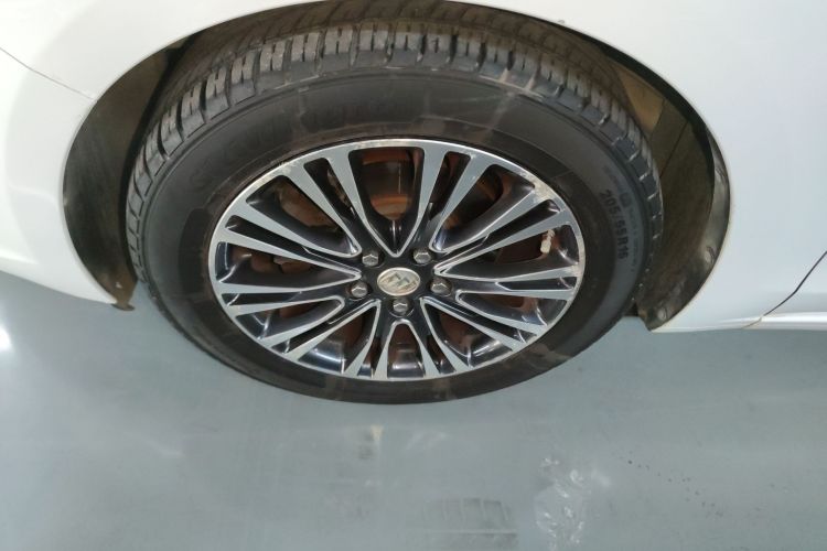 别克 英朗 2016款 18T 双离合精英型车身外观6007