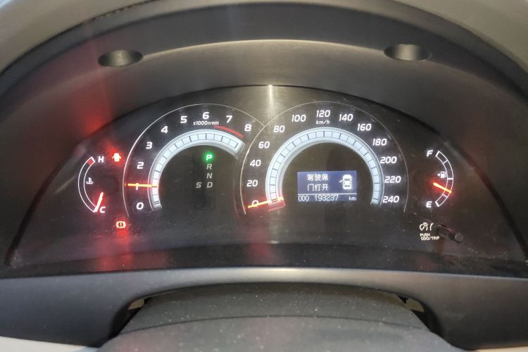 丰田 凯美瑞 2007款 240G 豪华版中控内饰14