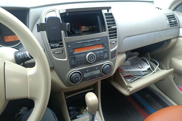 日产 轩逸 2018款 经典 1.6XE CVT舒适版中控内饰16