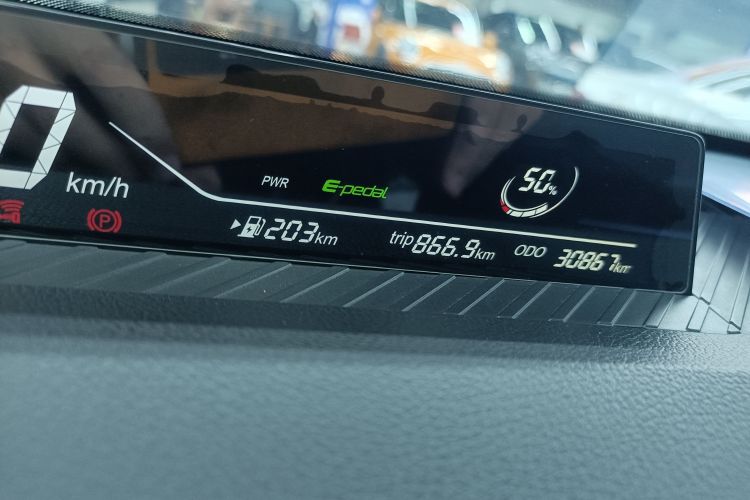 哪吒汽车 哪吒AYA 2023款 401 Lite局部细节14