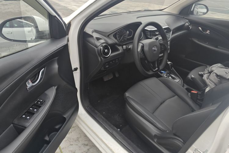 长安 悦翔 2019款 1.5L DCT 联动云版中控内饰20