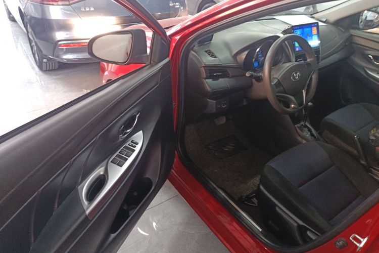 丰田 YARiS L 致炫 2015款 1.5E 自动魅动版中控内饰20