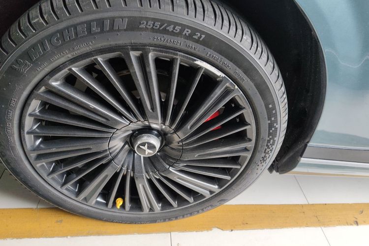 小鹏G9 2022款 570 Max车身外观6008