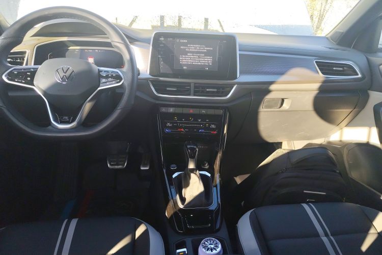 大众 T-ROC探歌 2023款 300TSI DSG两驱辰光版中控内饰16