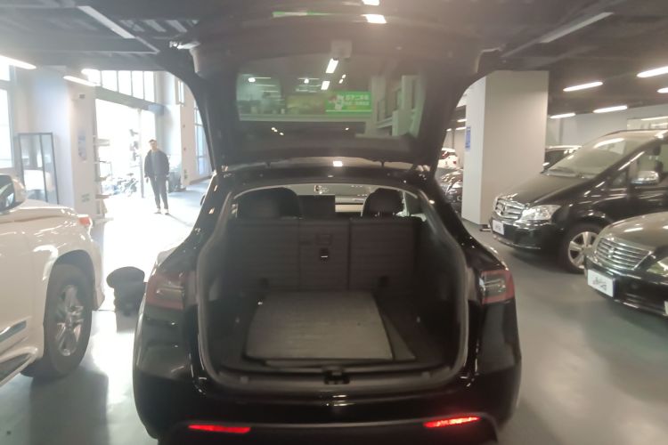 特斯拉 Model Y 2023款 后轮驱动版机舱底盘23