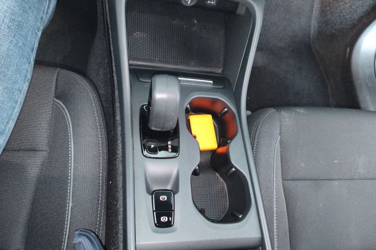 沃尔沃XC40 2022款 T4 四驱智行时尚版中控内饰18