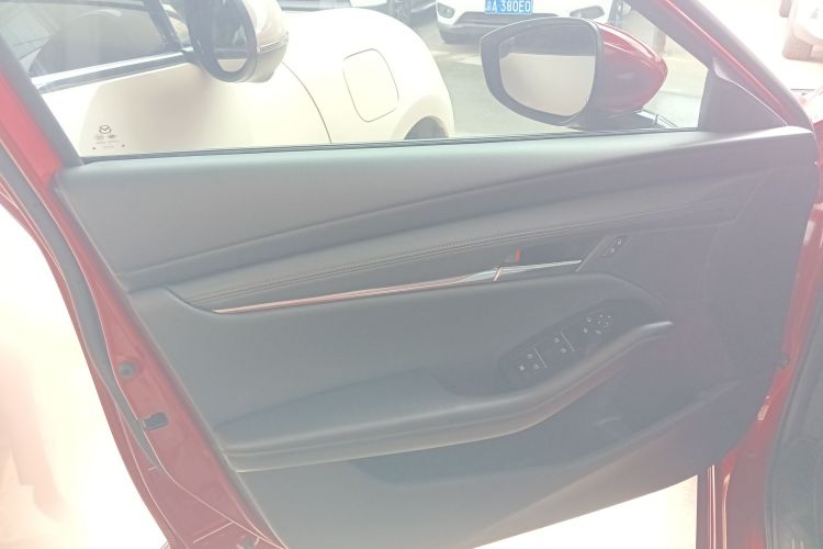 马自达3 昂克赛拉 2021款 2.0L 自动质睿版中控内饰47