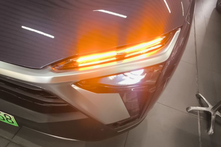 蔚来ES8 2020款 580KM 六座版局部细节36