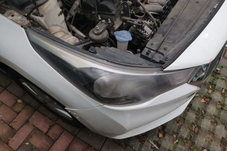 现代 悦纳 2016款 1.4L 自动炫酷版GLS车身外观6006