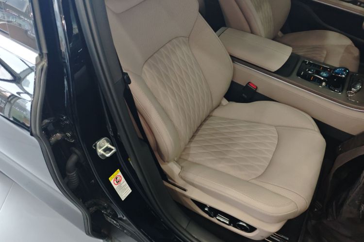 比亚迪 汉 2025款 DM-i 125KM激光雷达智驾型局部细节41