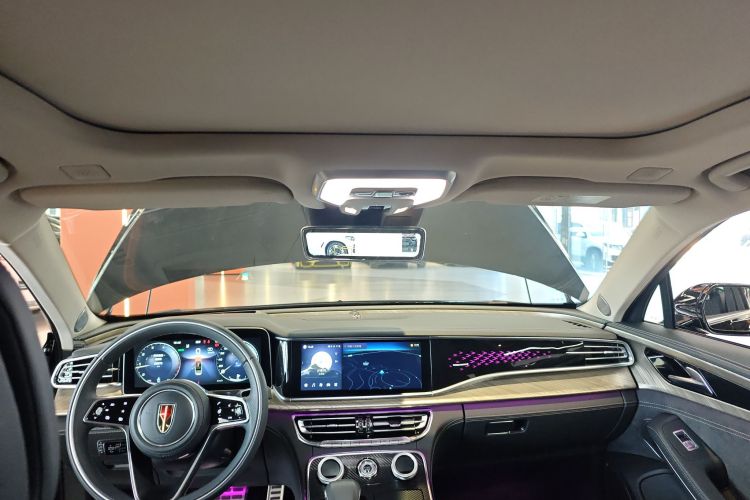 红旗H9 2020款 2.0T 智联旗畅版中控内饰22