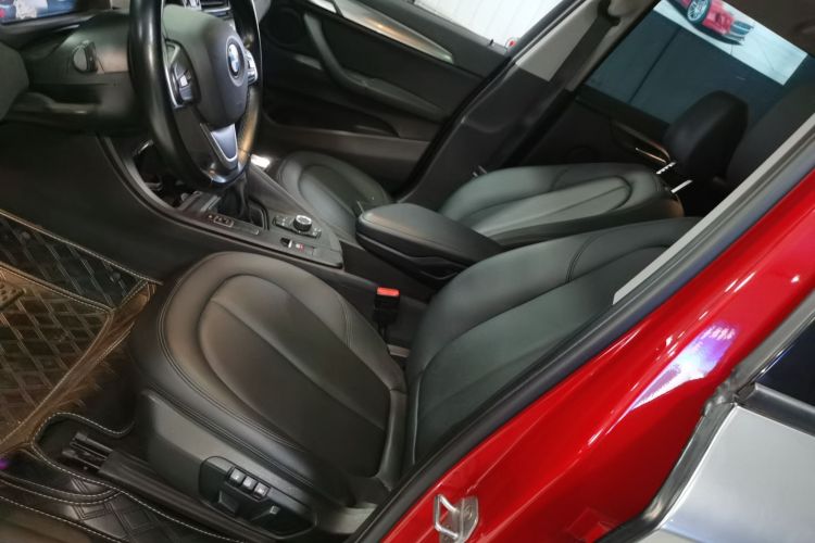 宝马X1 2018款 sDrive18Li 时尚型局部细节19