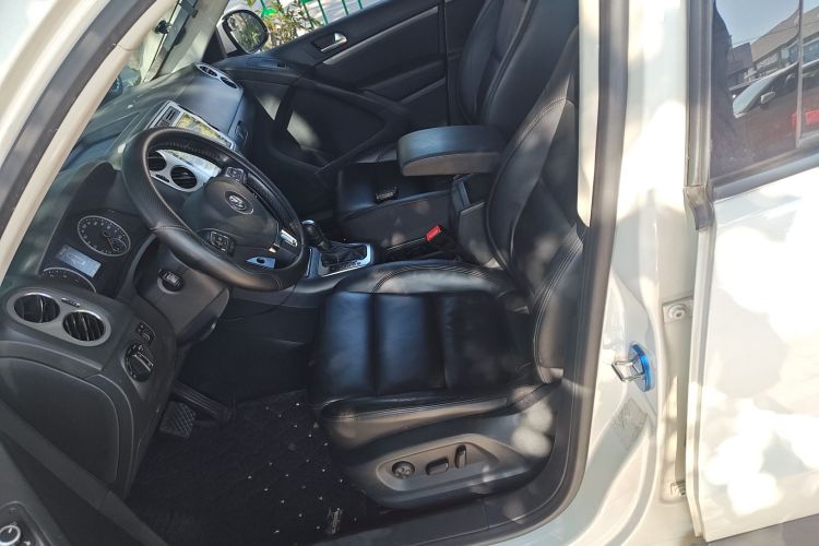 大众 途观 2013款 1.8TSI 自动两驱舒适版中控内饰19