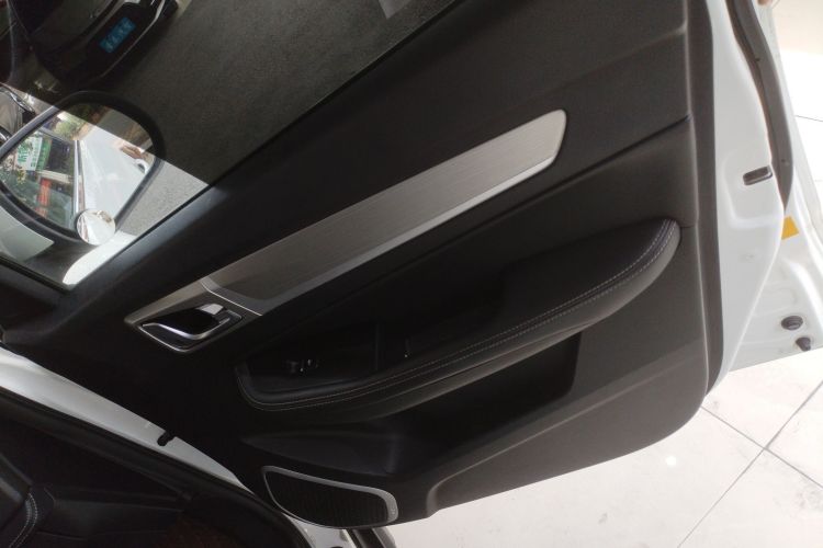 吉利汽车 远景X6 2018款 1.8L 手动4G互联豪华型中控内饰7005