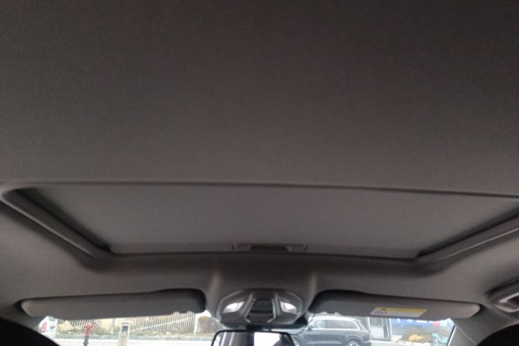 宝骏Valli 2021款 1.5T 大理天空 CVT尊享型中控内饰22