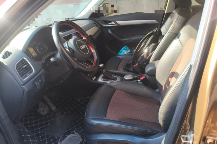 奥迪Q3 2017款 35 TFSI 时尚型局部细节19