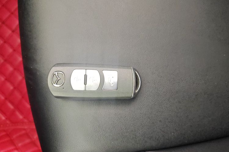 马自达3 昂克赛拉 2017款 三厢 1.5L 自动豪华型 国V中控内饰11