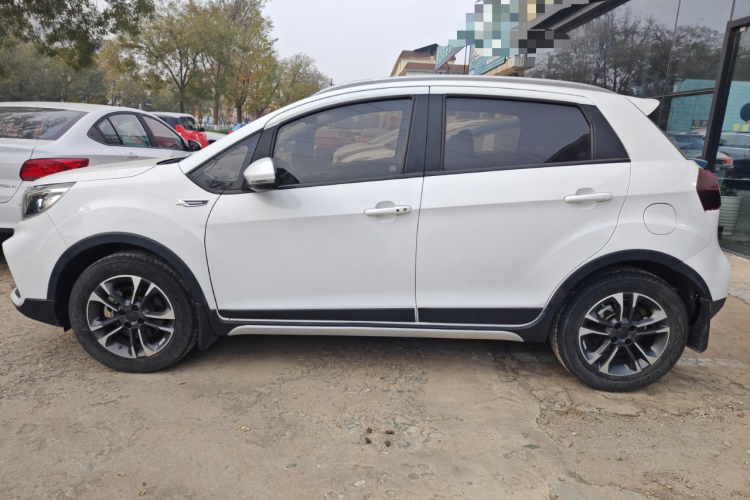 吉利汽车 远景X3 2019款 升级版 1.5L CVT精英型车身外观6003