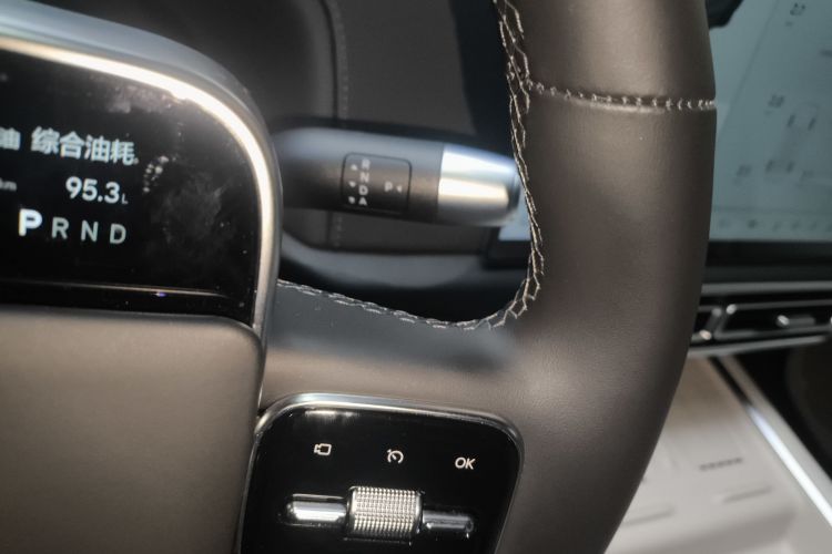 理想汽车 理想L9 2024款 Ultra局部细节18