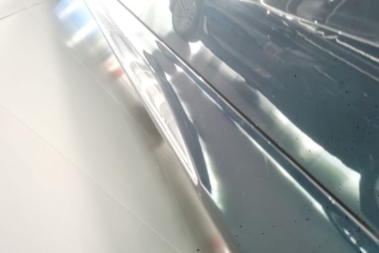 奔驰C级 2022款 C 260 L 运动版局部细节9002