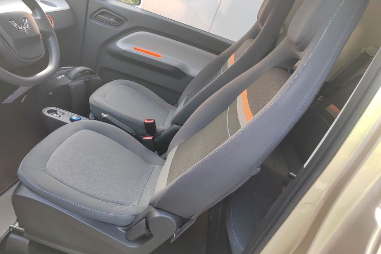 五菱汽车 宏光MINIEV 2020款 自在款 三元锂中控内饰19