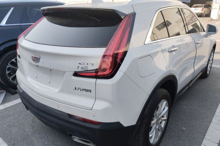 凯迪拉克XT4 2022款 28T 两驱风尚型车身外观6005