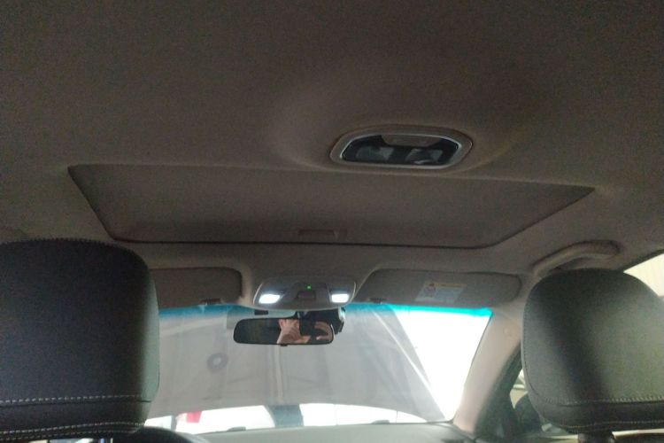 吉利汽车 帝豪 2018款 1.5L CVT向上互联版中控内饰22