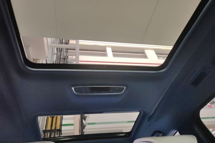 别克GL8 2020款 Avenir艾维亚 四座尊礼版局部细节22