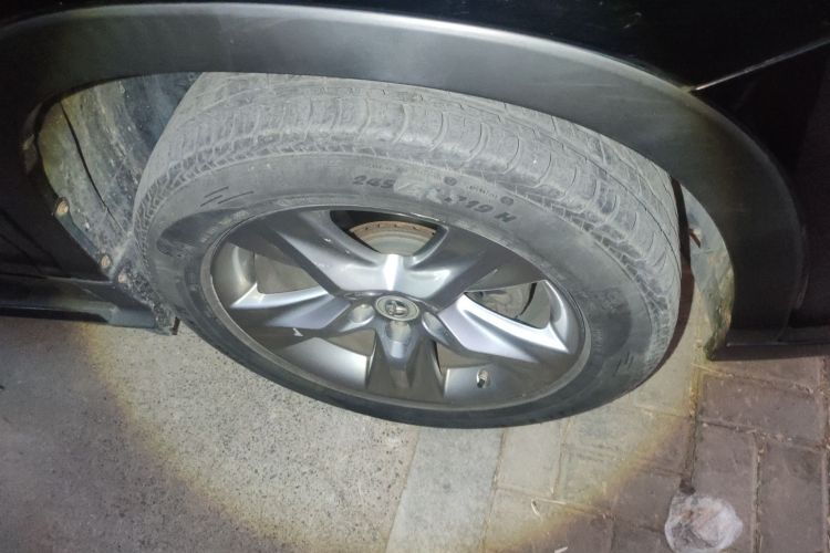 丰田 汉兰达 2015款 2.0T 四驱豪华版 7座车身外观10