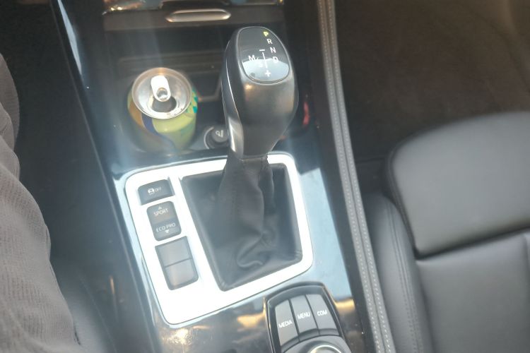 宝马1系 2018款 118i 运动型中控内饰18