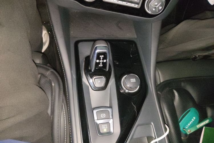 领克03 2022款 2.0TD DCT劲Pro中控内饰18