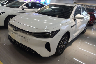 奇瑞 风云A8 2024款 127 远航版 豪华型