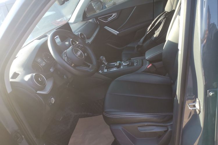奥迪Q2L 2021款 35 TFSI 进取动感型局部细节19