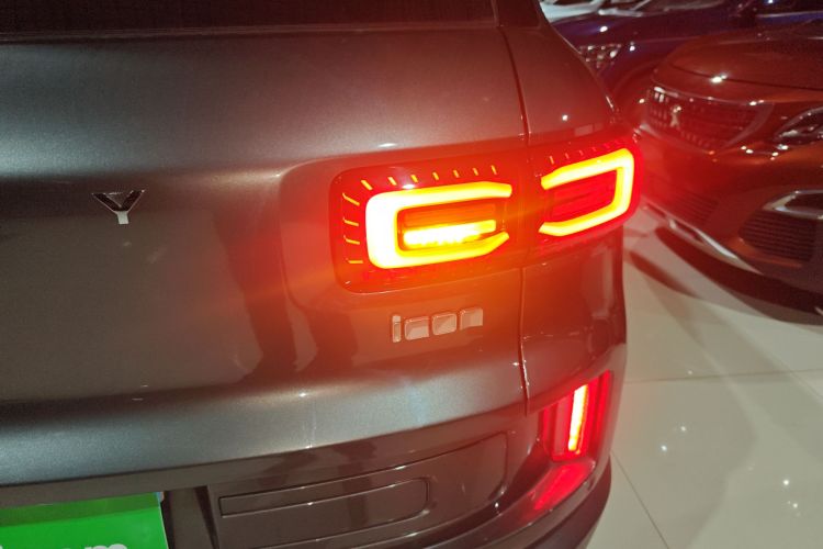 吉利汽车 吉利icon 2020款 1.5TD i9 BSG车身外观6006