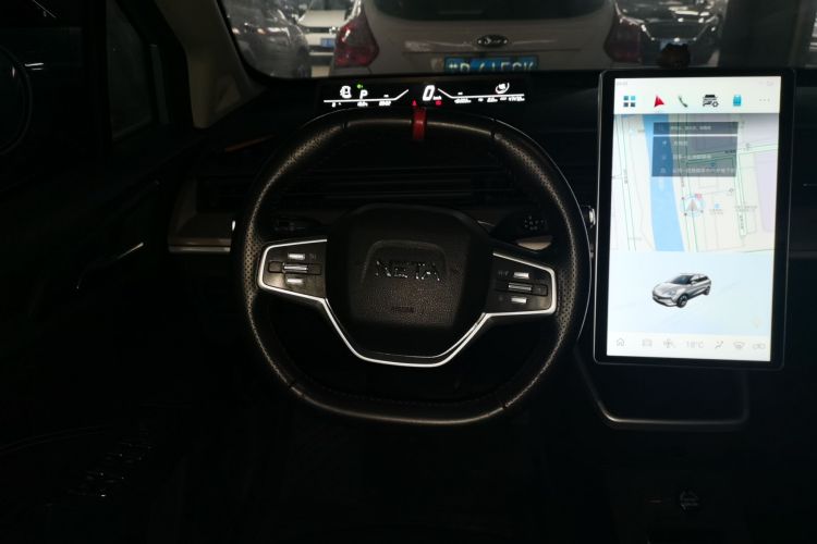 哪吒汽车 哪吒V 2022款 长续航行业定制版局部细节13