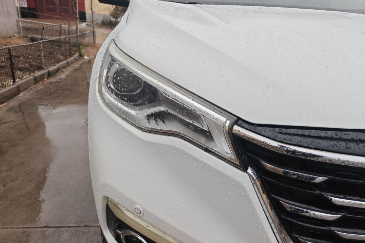 一汽 森雅R9 2018款 1.2T 自动尊贵智悦型车身外观8