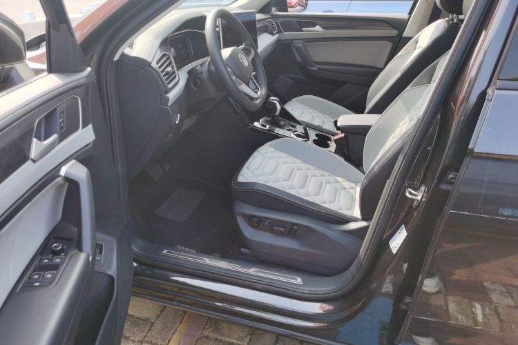 大众 探岳 2023款 330TSI 两驱豪华Plus进阶版中控内饰20