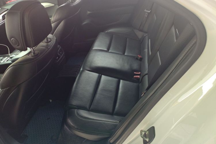 凯迪拉克ATS-L 2017款 28T 时尚型中控内饰21