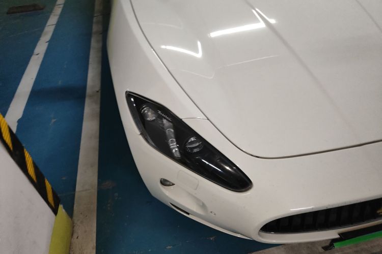 玛莎拉蒂 GranTurismo 2007款 4.2L 标准版车身外观8