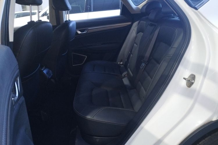 吉利汽车 帝豪GS 2016款 优雅版 1.3T 自动领尚型中控内饰7004