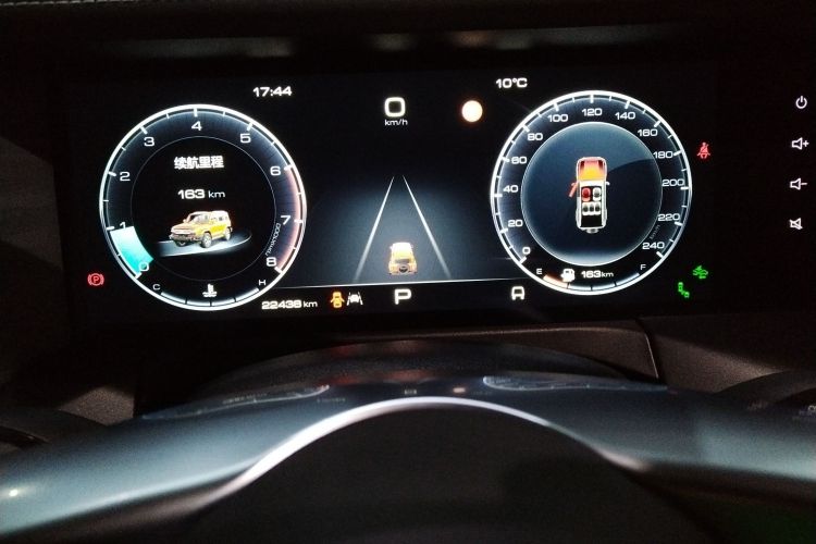 坦克300 2021款 城市版 2.0T 很有型中控内饰14